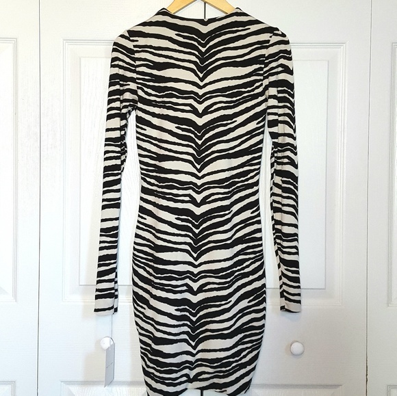 Nadia Tar Animal Print Bodycon Long Sleeve Dress - Picture 5 of 8